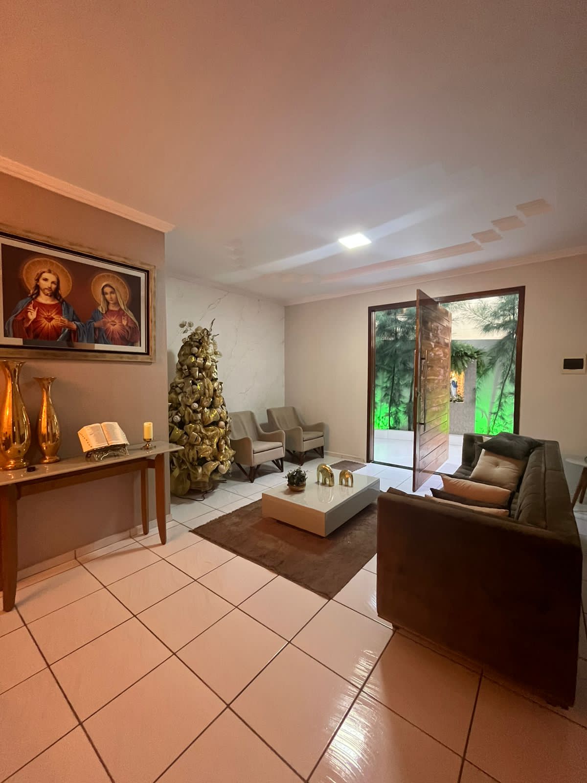 WhatsApp Image 2025-10-13 at 16.10.14