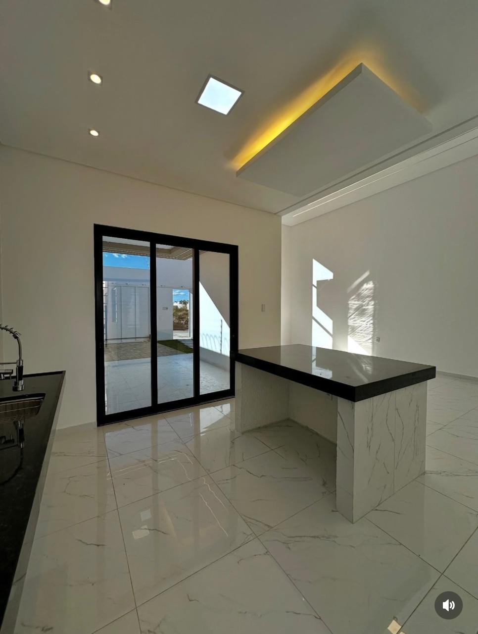 WhatsApp Image 2025-10-27 at 15.55.50 (2)