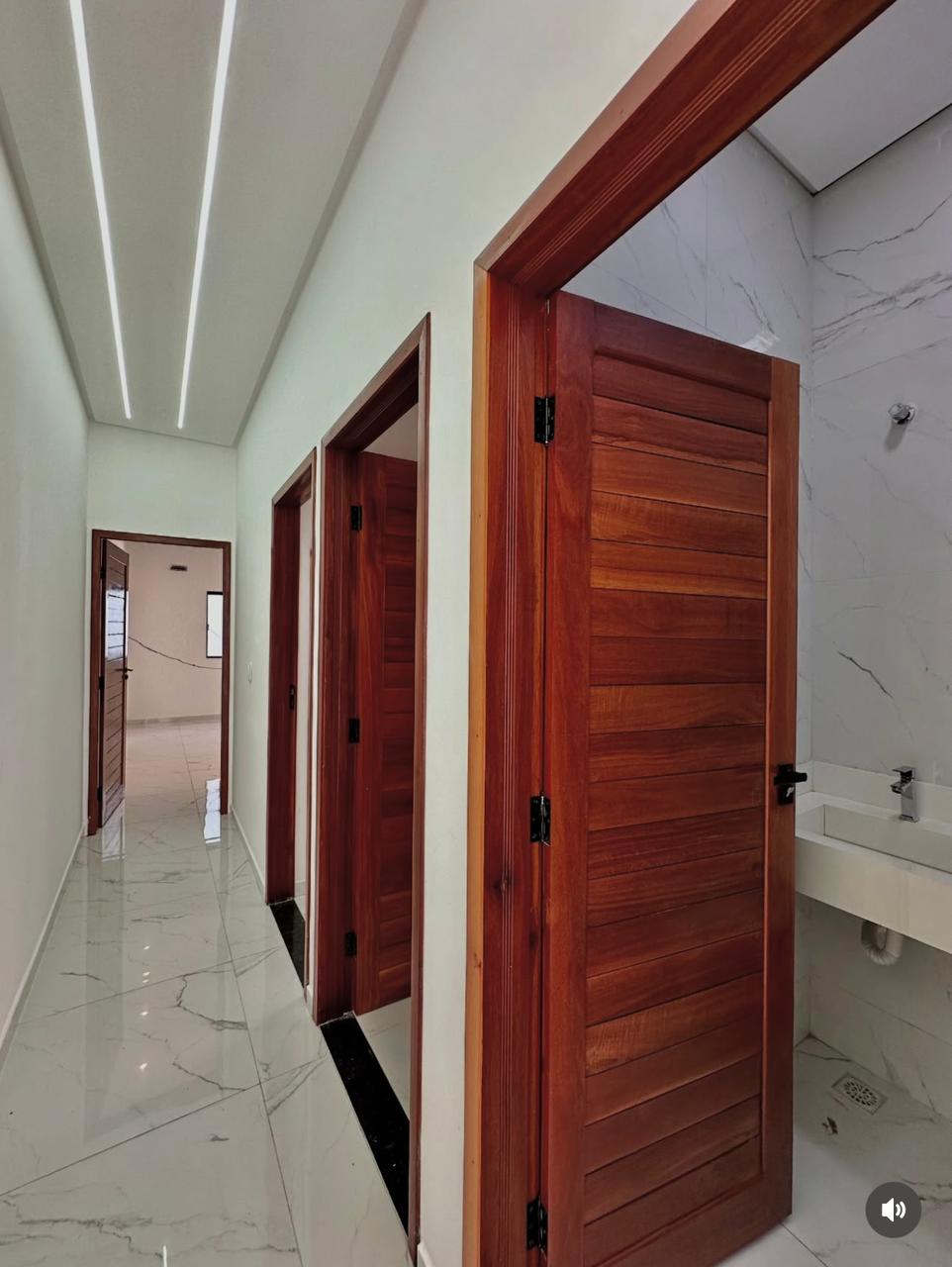 WhatsApp Image 2025-10-27 at 15.55.51 (1)