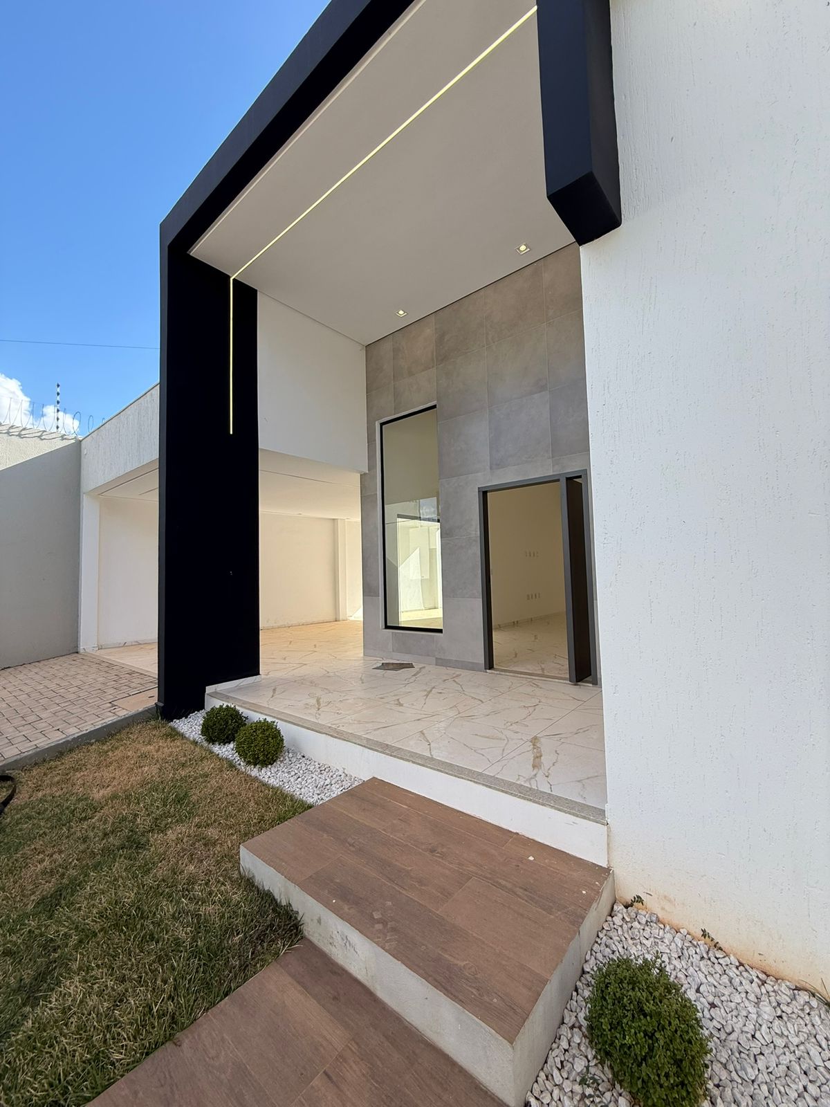 WhatsApp Image 2025-10-30 at 17.08.56 (1)