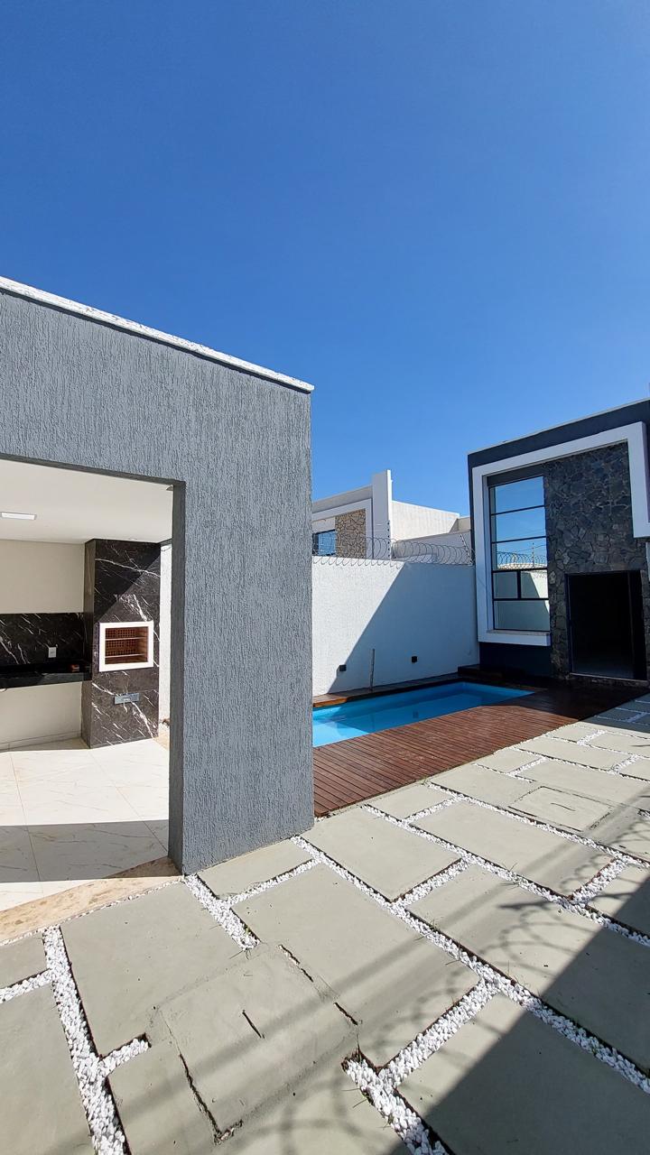 WhatsApp Image 2025-11-01 at 09.12.41 (1)