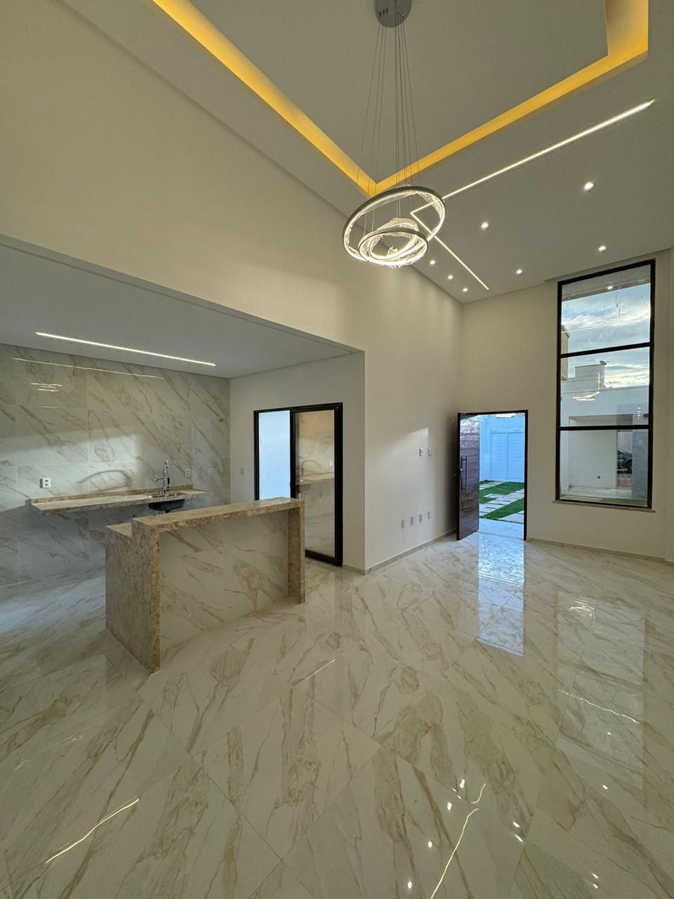 WhatsApp Image 2025-11-03 at 09.14.02 (1)