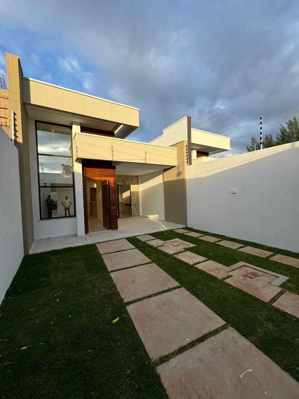 WhatsApp Image 2025-11-03 at 09.14.08 (2)