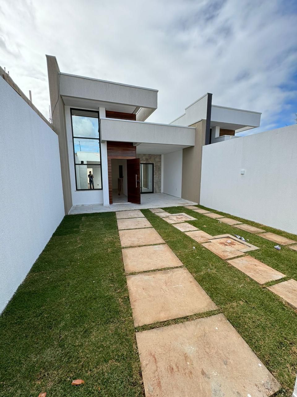 WhatsApp Image 2025-11-03 at 09.14.10