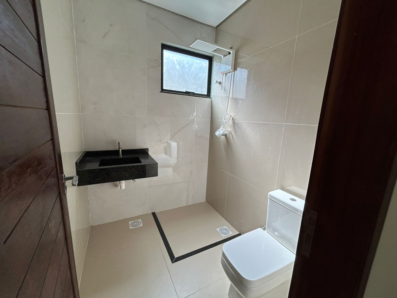 WhatsApp Image 2025-11-04 at 13.58.09 (1)