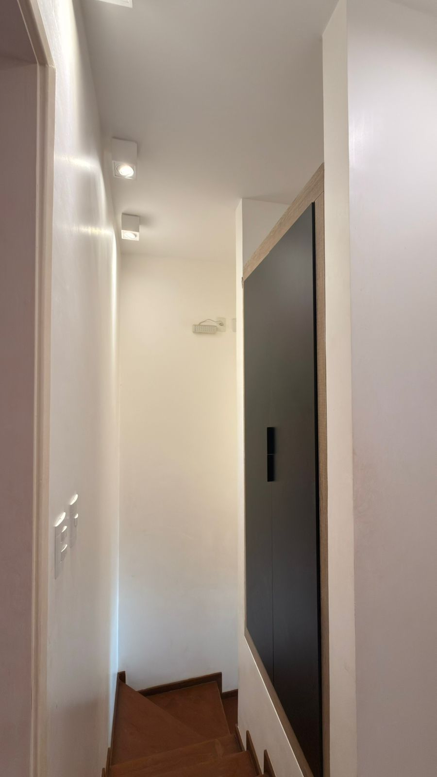 WhatsApp Image 2025-11-12 at 18.52.27 (1)