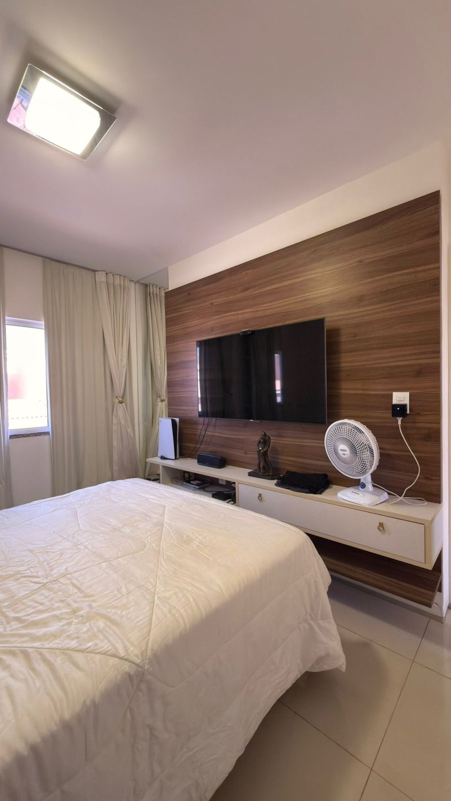 WhatsApp Image 2025-11-12 at 18.52.30 (1)