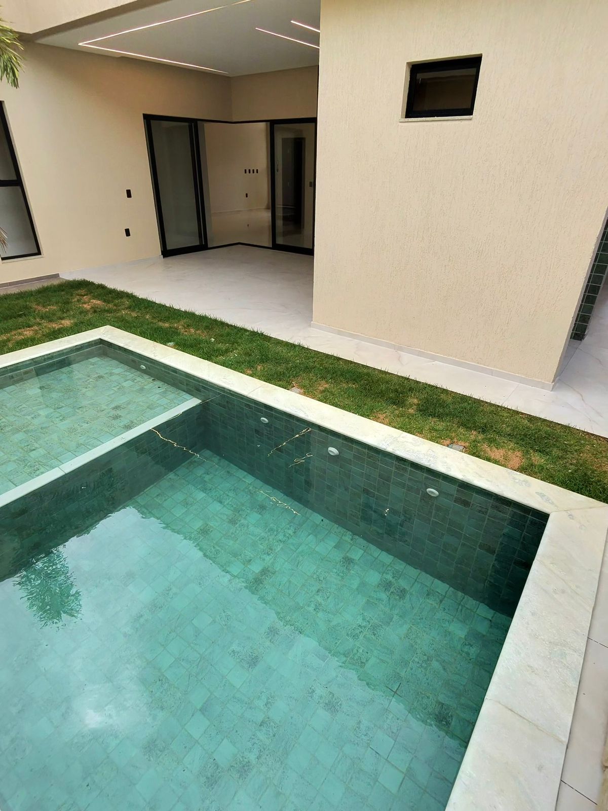 WhatsApp Image 2025-12-05 at 16.06.59