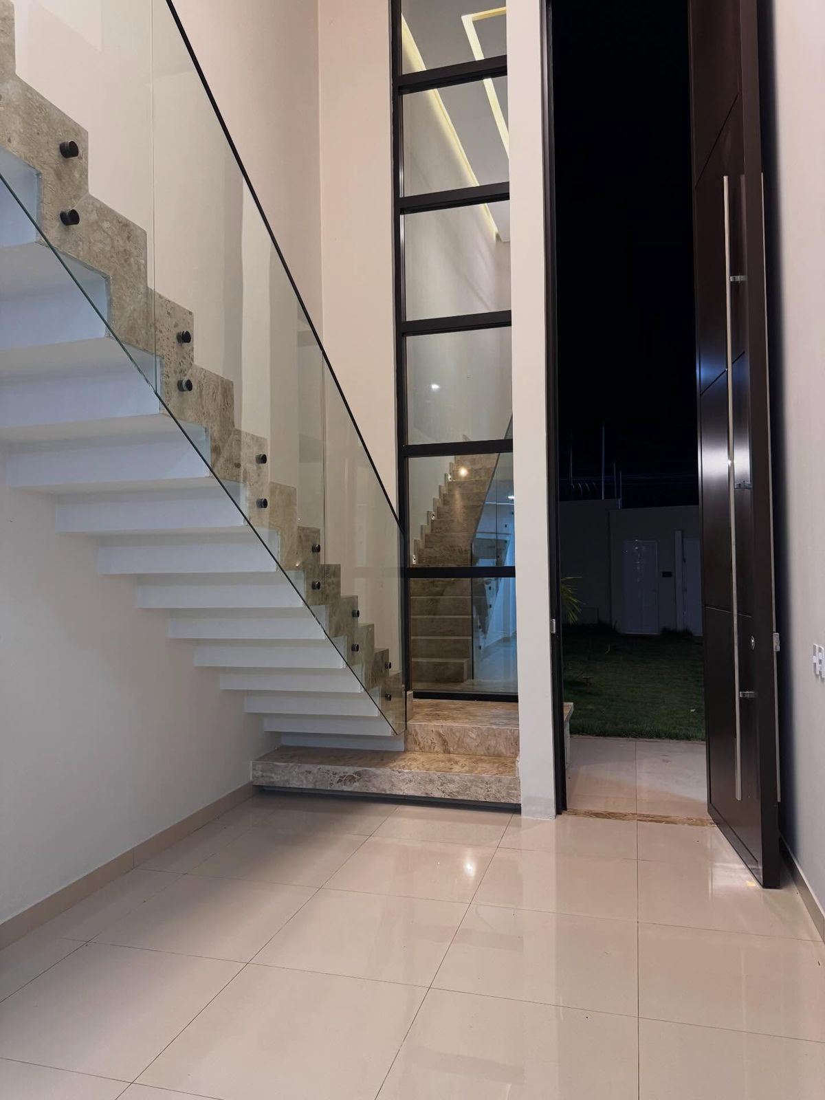 WhatsApp Image 2025-12-17 at 11.06.08 (1)